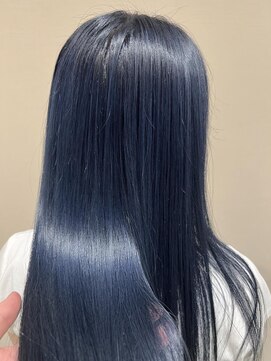 ユナイテッドビューティー 金沢(UNITED BEAUTY) ネイビー