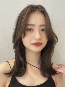 ノイ(noi) 顔周りレイヤーカットくびれヘアミルクティーベージュカラー