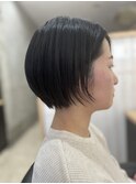 軽さを強調したショートボブ。長持ちスタイル