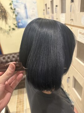 バニラ 重信店(VENIRE) ネイビーブルー