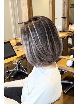 ラグーン(LAGOON) バレイヤージュグレージュハイライトダブルカラーケアブリーチ