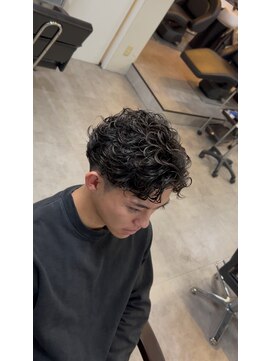 イーラ アメ村店(era) ラルフカールパーマ/メンズ/刈り上げ/眉毛/ツイスト