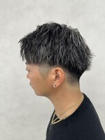 アース 新越谷店(HAIR&MAKE EARTH) フェードカット×ツイスト×ハイライト
