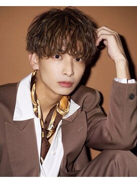 アストラ(ASTRA) MEN’S HAIR/波巻きツイストスパイラル/リバースセンターパート