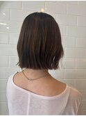 丸くならない大人っぽいボブ