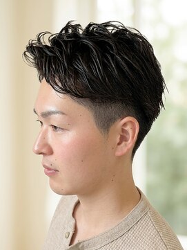 ヨシザワインク プレミアム 横浜 桜木町店(YOSHIZAWA Inc. PREMIUM) メンズビジネスニュアンスパーマアップバングスタイル