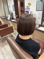レガ(le ga)&nbsp;柔らかなシルエットのボブスタイル