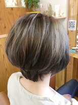 ララテラス(LaLa Terrace)&nbsp;～LaLa Terrace流～　外国人風シルバーアッシュ×ハイライト