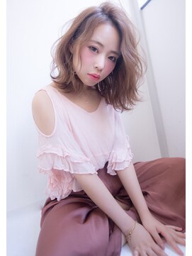 エミュスト(Emuest) 【Emuest心斎橋】ふわふわラグジュアリーミディ×無造作カール