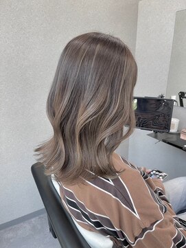 スラッシュ(SLASH) 髪質改善/グレージュ/透明感カラー/ナチュラル/