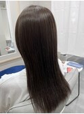 赤味消しオリーブグレージュカラー