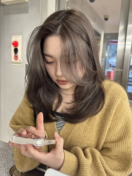 サイン 渋谷(SIGN) レイヤーカットイヤリングカラーインナーカラーケアブリーチ