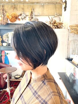 ボタニカル(BOTANICAL) 大人可愛い前髪なしショートボブ小顔ショートカット