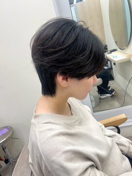 ユニ 江坂(Uni.) マッシュウルフ センターパートウルフ シースルーマッシュ