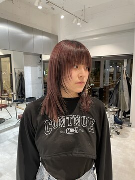 カリファ 田町(KHALIFA) ミディアムレイヤー×ウルフ×くびれ×内巻き 20代30代40代