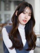 エインアンリー 明治神宮前(AIN.ANLY.) レイヤーカットで作るゆるふわ王道韓国ヘア