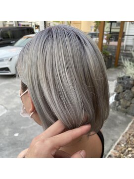 リジェールビューティガーデン(REJOUIR BEAUTY GARDEN) (ブリーチ2回)ホワイトカラー