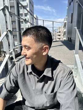 コードバイケンジ 戸塚(CODE by KENJE) スキンフェード×ボウズ/バーバースタイル