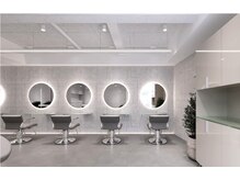 アンフィグ 吉祥寺(anfig)の雰囲気（各席タブレット完備。ゆったり過ごせる開放的なサロンです◎）