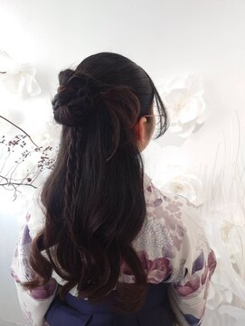ヘアコレクション アンジュ(Hair collection Unge) 名古屋 ダウンヘアセット×リボンカチモリヘア