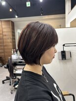 ファーストステップ 表参道(FIRST STEP)&nbsp;小顔見せミニボブ切りっぱなしボブくびれボブ前髪あり外はね丸み