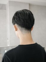 メレ 仙台(Mele)&nbsp;リバースセンターパート/ニュアンスパーマ/ダウンバング/仙台