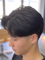 バース バイ ハピネス(BIRTH by happiness)&nbsp;フェザーパーマニュアンスパーマテーパーフェード