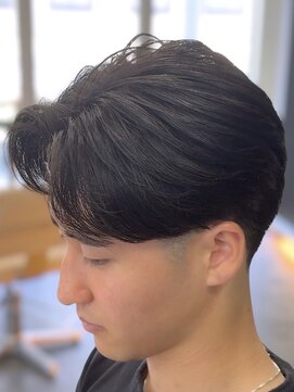 バース バイ ハピネス(BIRTH by happiness) フェザーパーマニュアンスパーマテーパーフェード