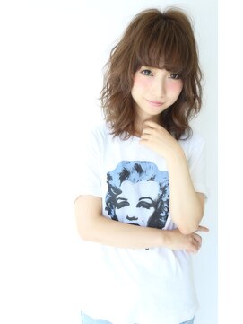 アンリー(Anree) 【Anree】ハニーベージュ×ふんわりウェーブ