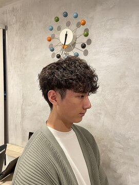 エッジ ヘア メイク(edge hair +make) 波巻きパーマ/刈り上げショート/メンズパーマ