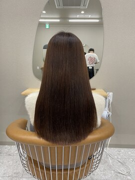 シカ 神戸三宮元町店(Cica) 縮毛矯正 癖毛 三宮 神戸美容室 髪質改善 ストレート 美髪 元町