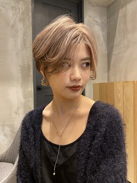 レーヴバイロンド 仙台(Reve by Lond) 韓国風ハイトーンショート デザインカラー レイヤー 前髪 仙台