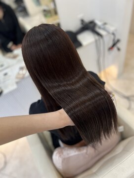 シャルム バイ アローズ 久留米店(CHARM BY AROSE) 艶髪/カシスレッド/赤みがあるブラウンカラー