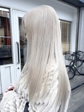ジェムヘアスタジオ 湘南平塚南口店(Gem Hair Studio) エフェクトブリーチ×ホワイトブロンド【Gem 神原】