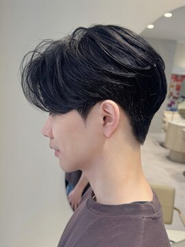 ミズチャーム(Ms.CHARM) 韓国/メンズカット/メンズパーマ/フェザーショート/外苑前