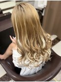 ブロンドヘアーにはホワイトメッシュ☆