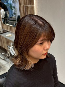 ファルベ(Farbe) 黒髪/オリーブグレー/小顔/ココアベージュ