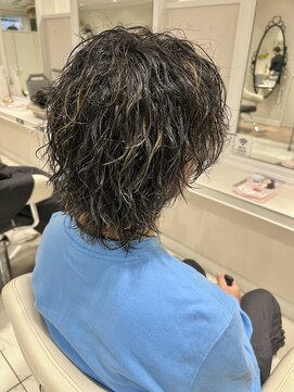 アッシュ 二俣川南口店(Ash) 【立体感際立つ】ウルフ×ツイストスパイラル