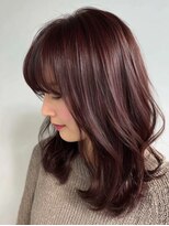 レリーノーブル 西宮北口(RelyNoble)&nbsp;内巻きミディアム×大人ピンクで上品ツヤ髪[西宮北口]