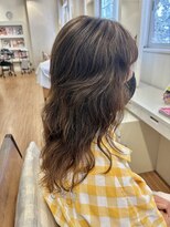 アーブ(hair and make urb) ハイライト大人ロング