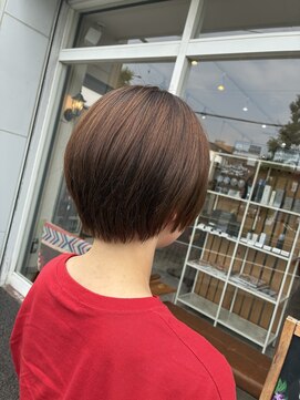 クオリア(Quaria) 襟足すっきりショートスタイル