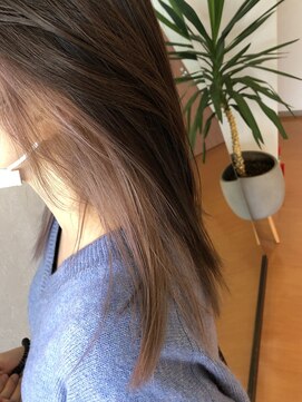 スタジオフィット(STUDIO FITTO) ・グレージュ×ピンクベージュインナーカラー・