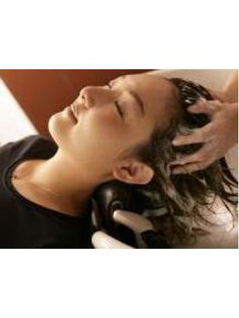 【筋膜リリースヘッドスパ】商標登録済！Lussoだけの本格ヘッドスパで頭皮引き上げ♪是非ご体感ください＊