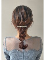 ホワイトルーム(White Room) 編みおろし × ヘアアレンジ