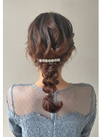 ホワイトルーム(White Room) 編みおろし × ヘアアレンジ