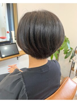 ワンピクチャー(ONE PICTURE) 前下がりグラデーションボブ