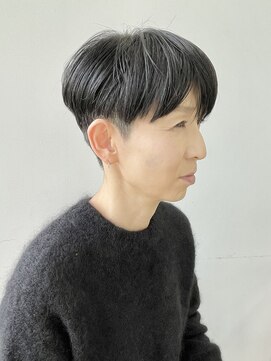 ヒト(hito) hito/ 30代40代50代大人マッシュステップボーンカット大人美人