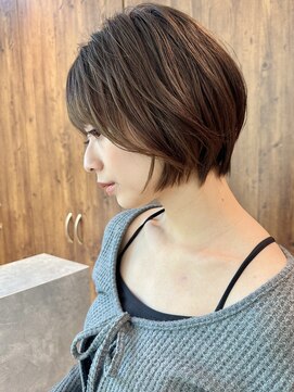 ビュートリアム 南青山(BEAUTRIUM) 大人ひし形ショートボブショートヘア丸みショート30代40代50代