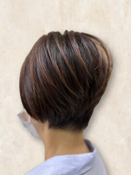 ヘアーサロン ティアレ(hair salon Tiare) 立体感美シルエット☆小顔似合わせカットショートスタイル