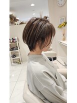 アッシュ 二俣川南口店(Ash)&nbsp;20代30代40代/ナチュラルカラー/束感と毛流れエアリーショート